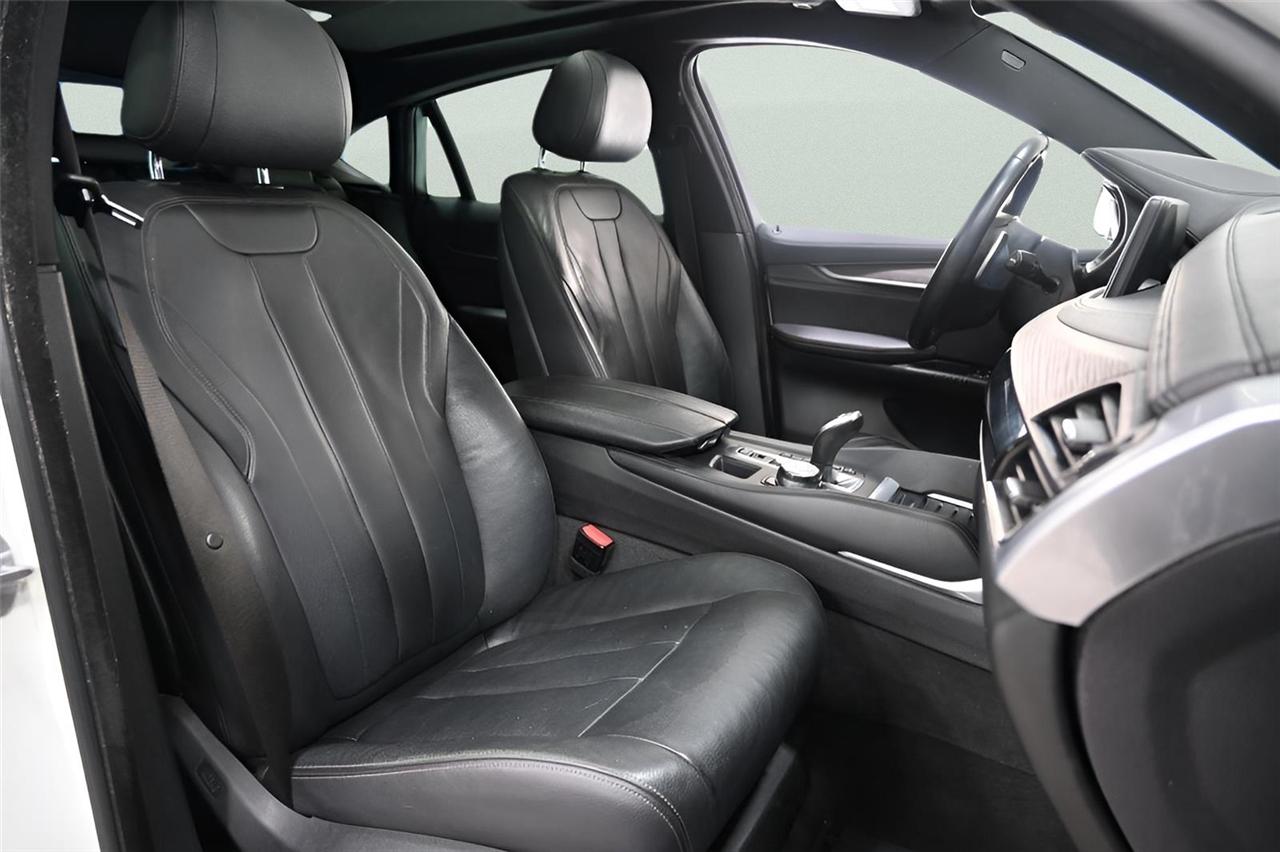 BMW X6  2019