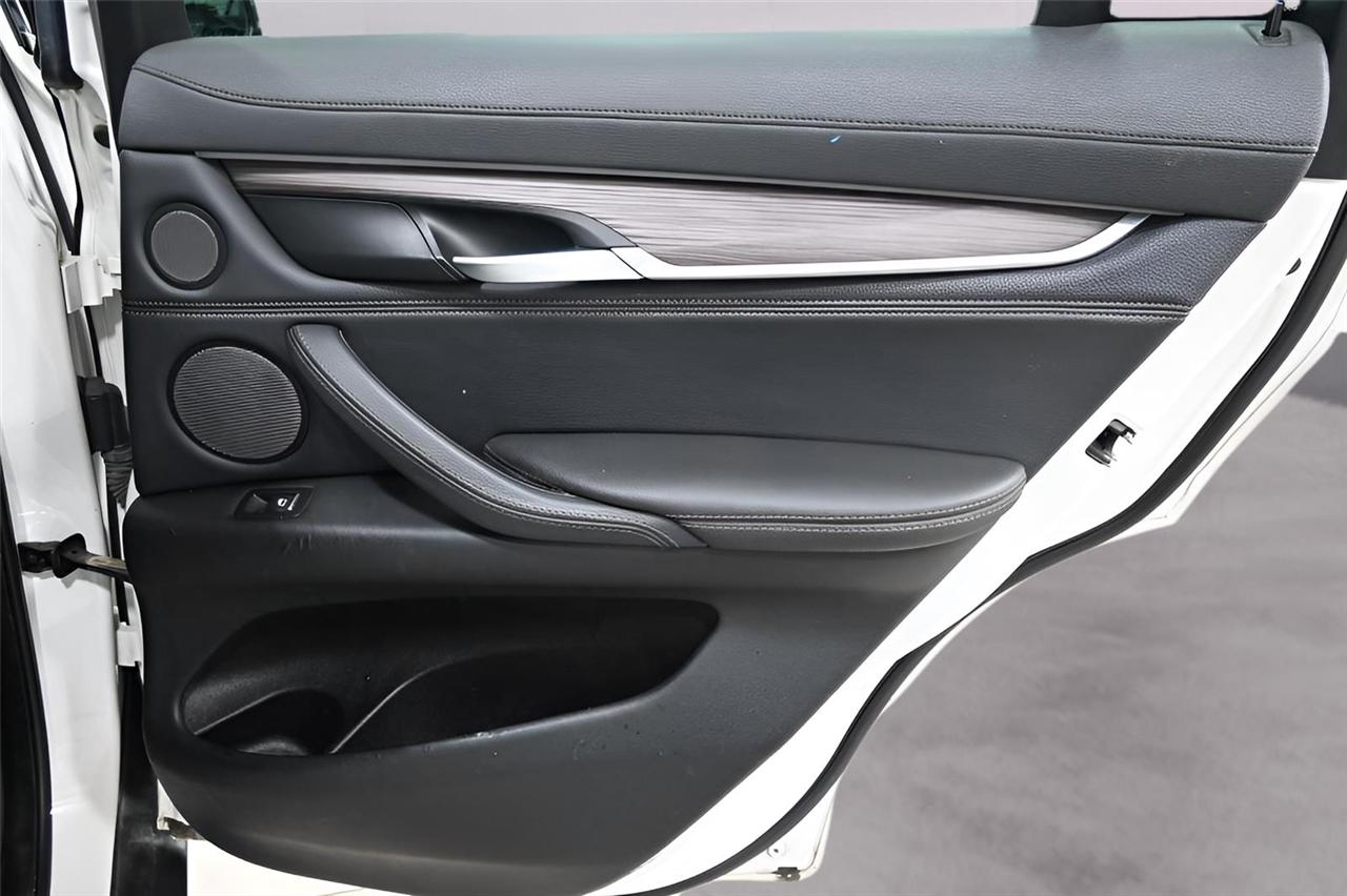 BMW X6  2019