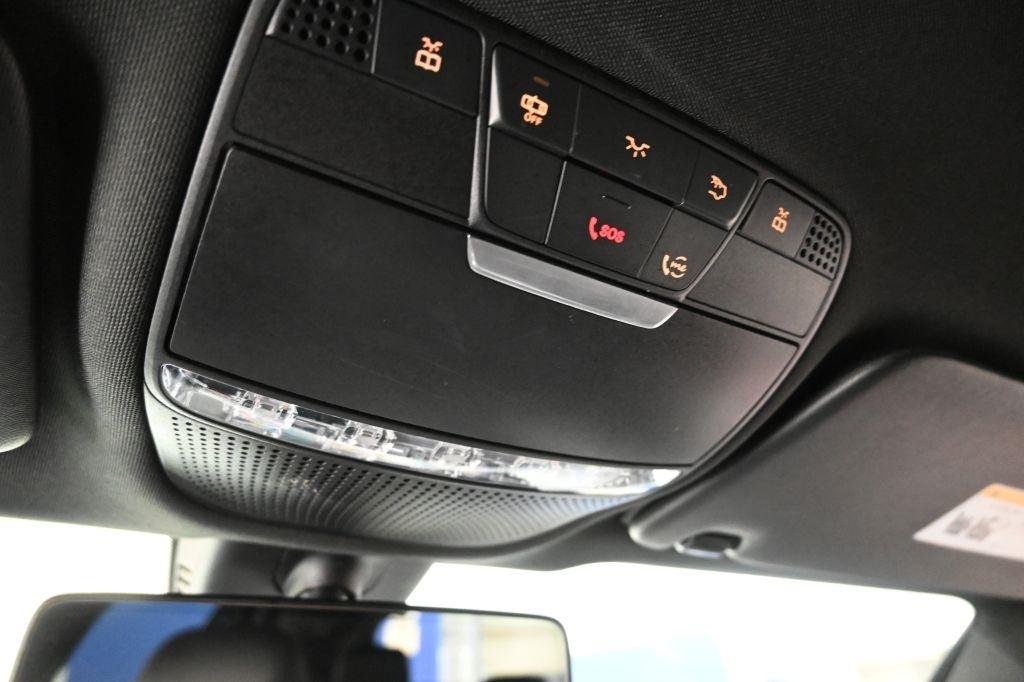 Mercedes-Benz GLC-Class  2020