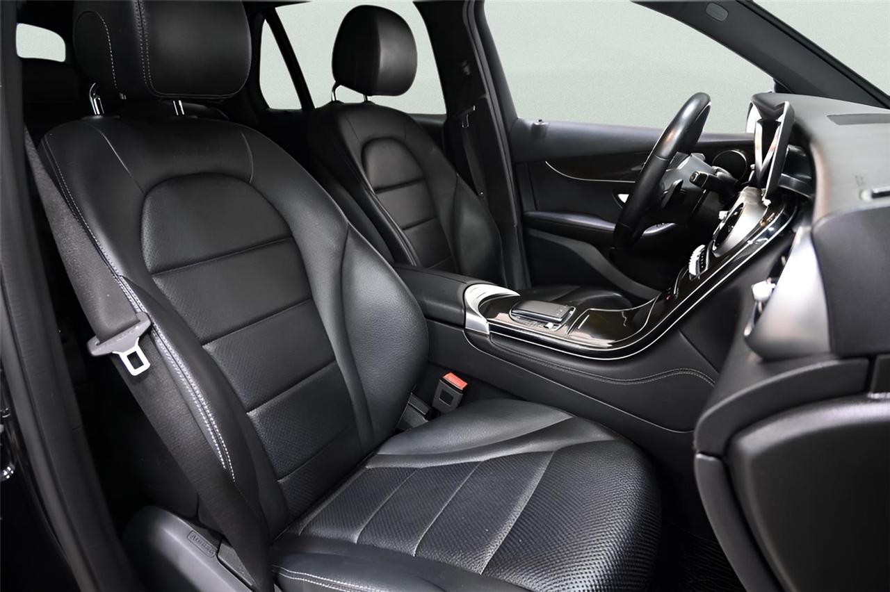 Mercedes-Benz GLC-Class  2020