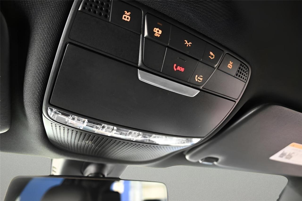 Mercedes-Benz GLC-Class  2020