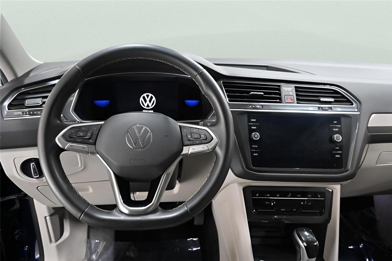 Volkswagen Tiguan  2022