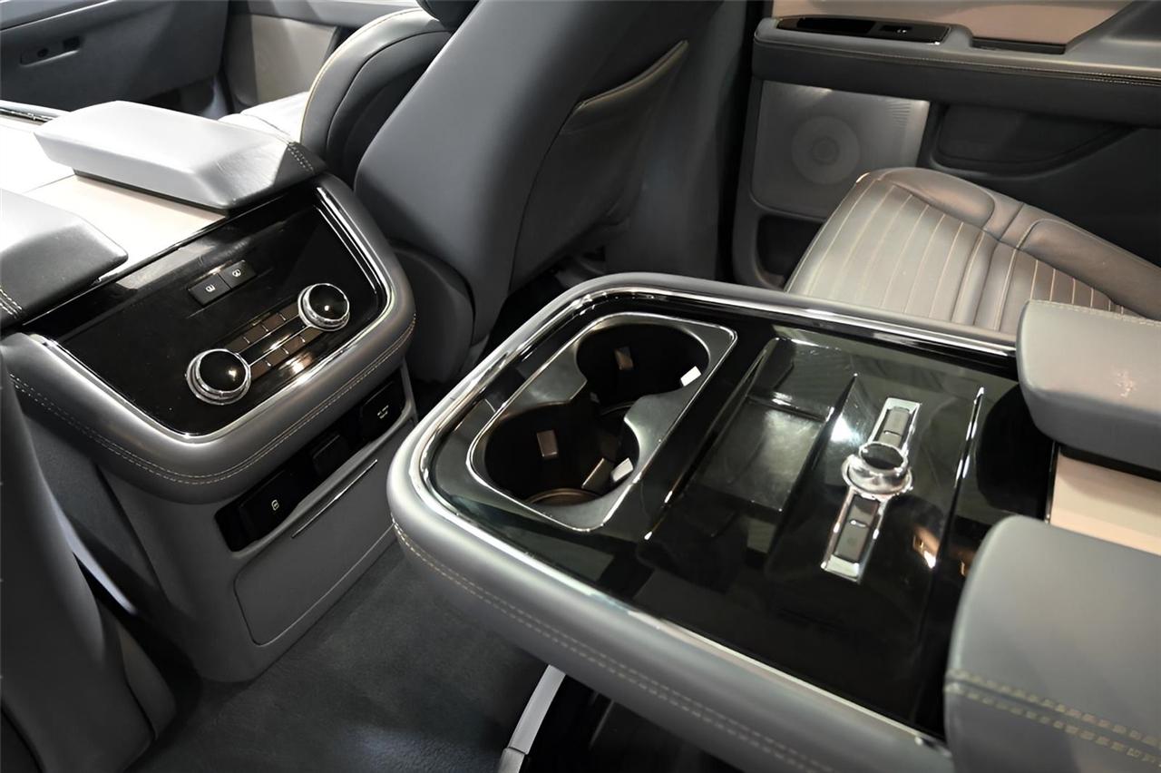 Lincoln Navigator  2019