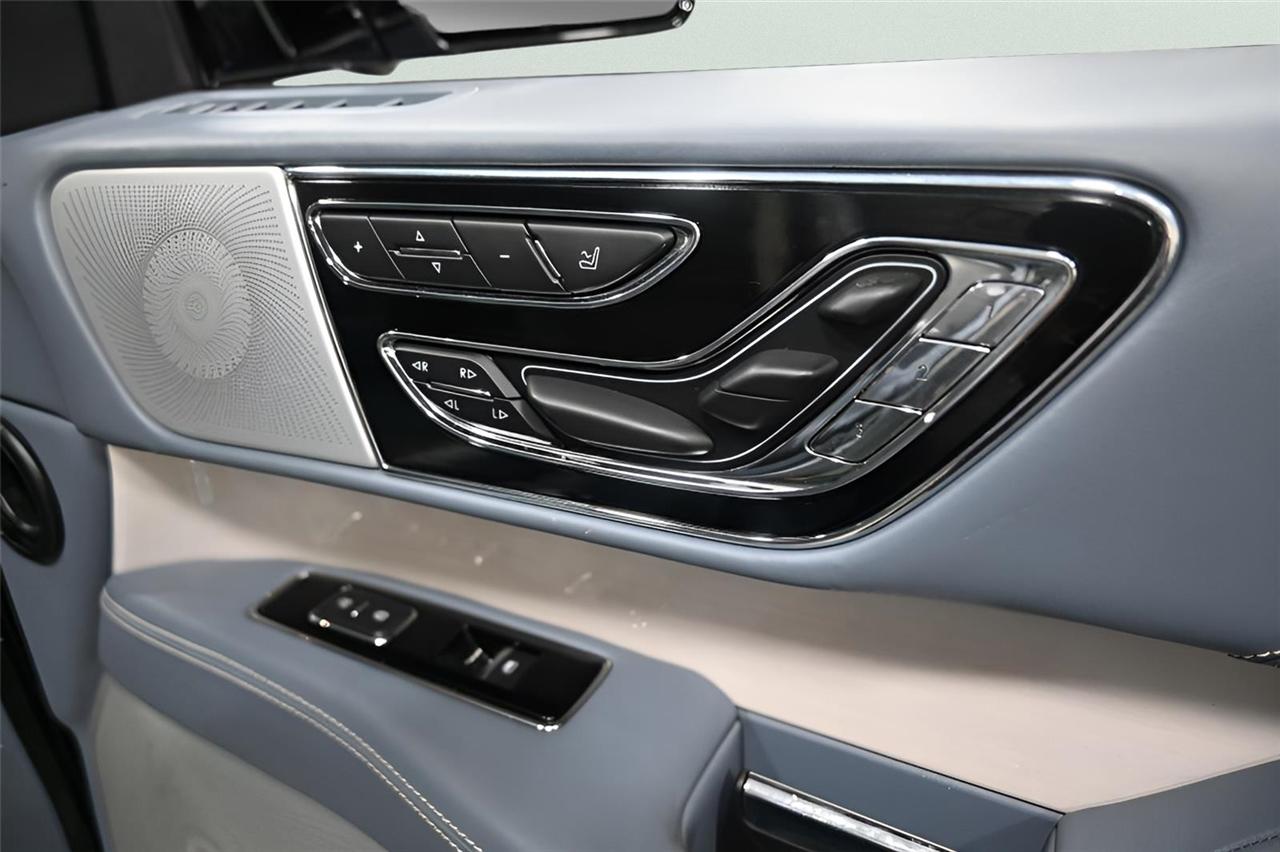 Lincoln Navigator  2019