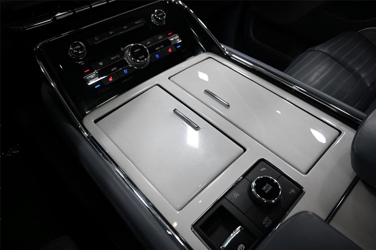 Lincoln Navigator  2019