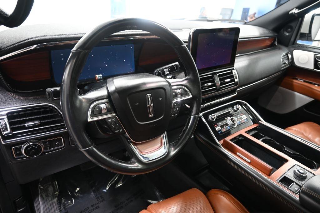 Lincoln Navigator  2021