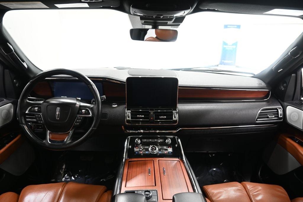 Lincoln Navigator  2021