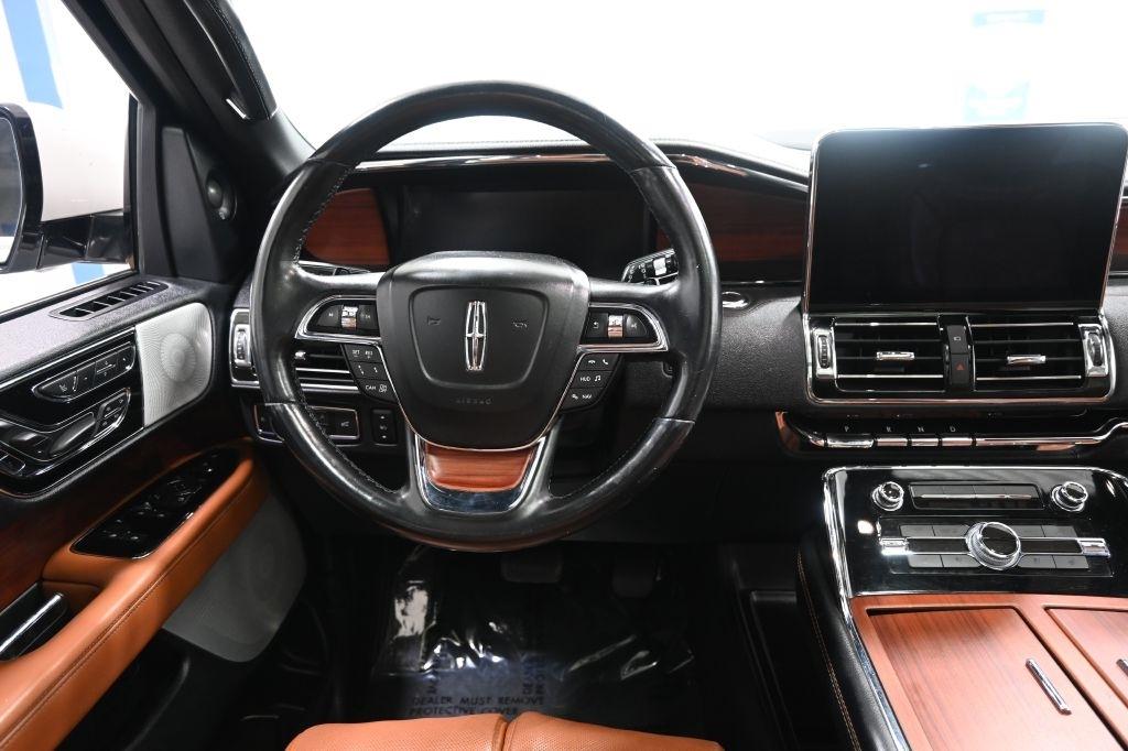 Lincoln Navigator  2021