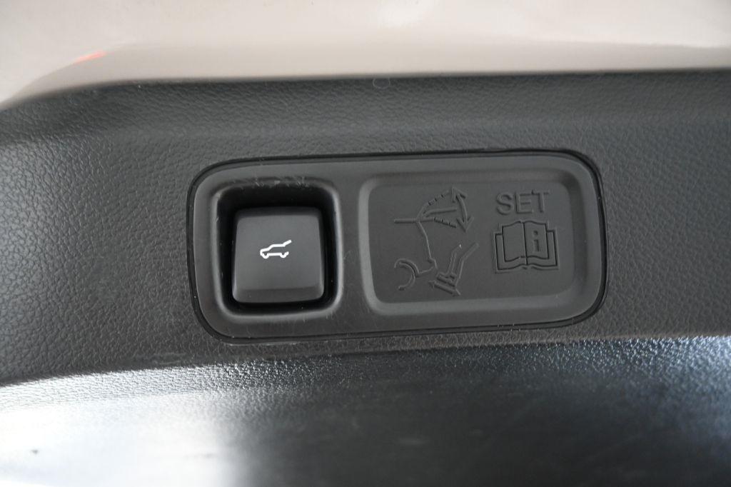 Lincoln Navigator  2021