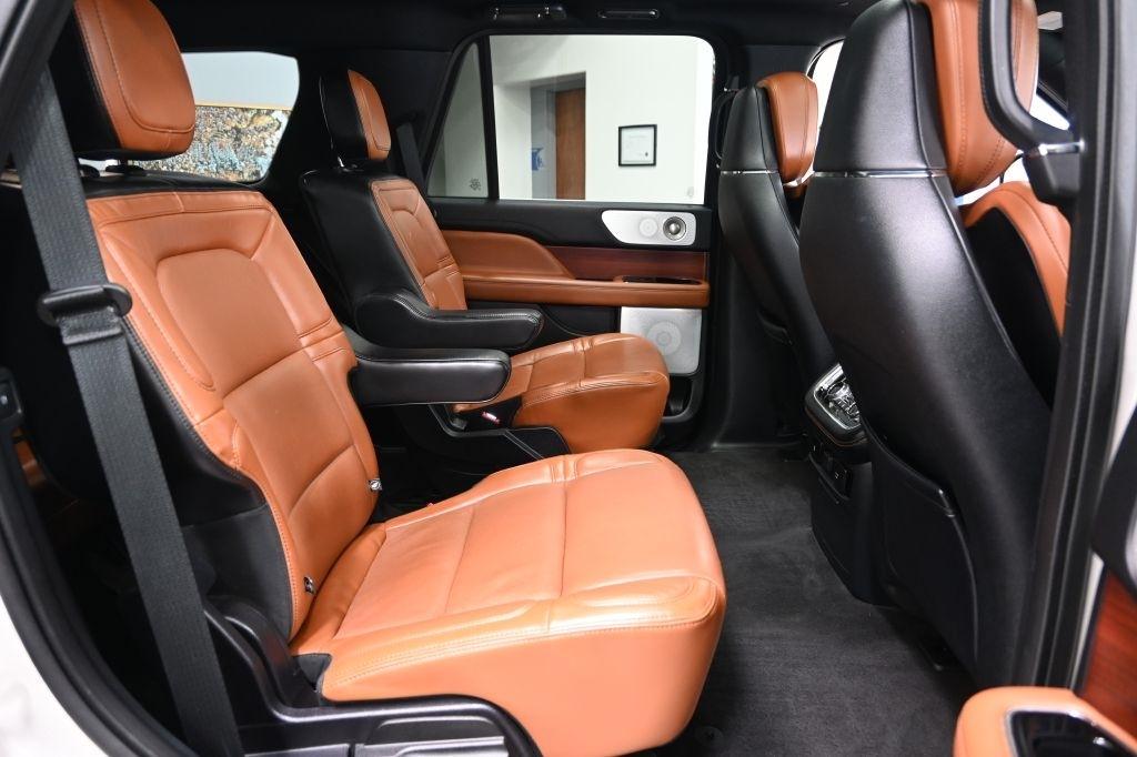 Lincoln Navigator  2021