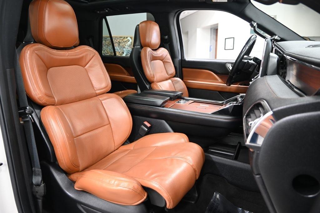 Lincoln Navigator  2021