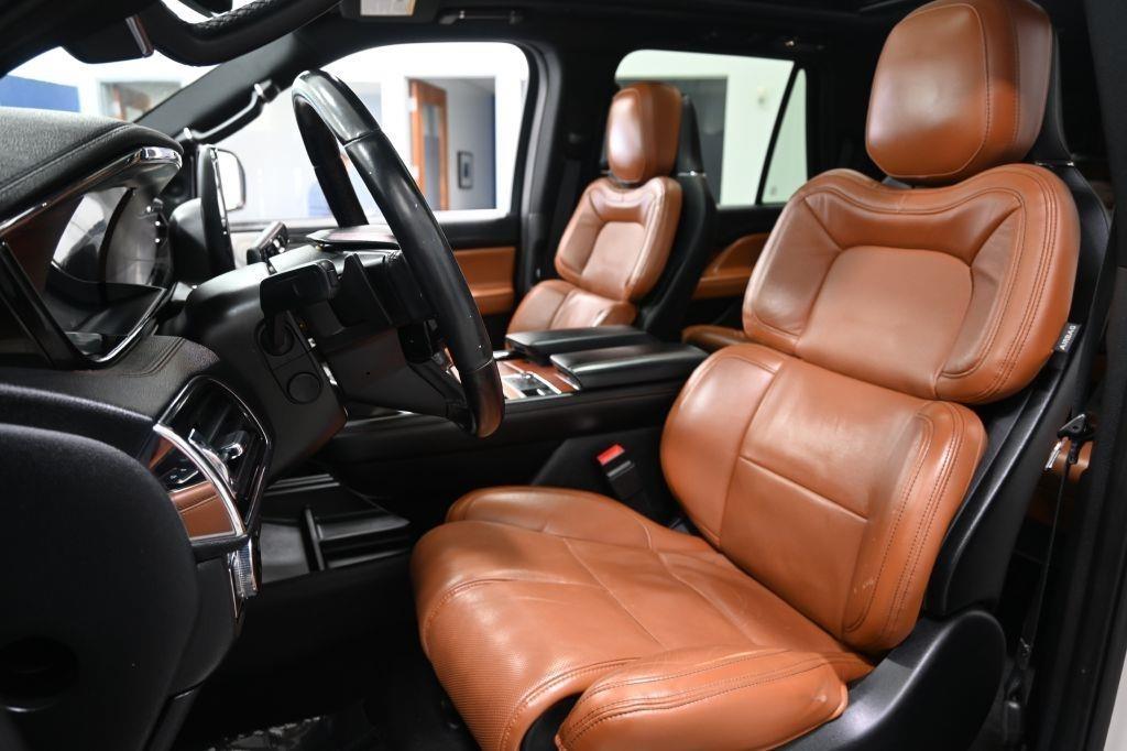 Lincoln Navigator  2021