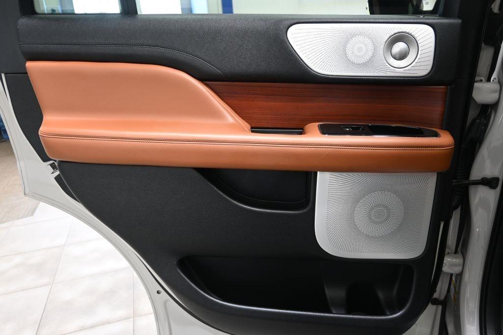 Lincoln Navigator  2021