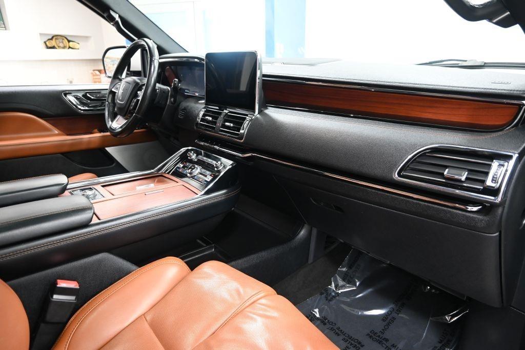 Lincoln Navigator  2021