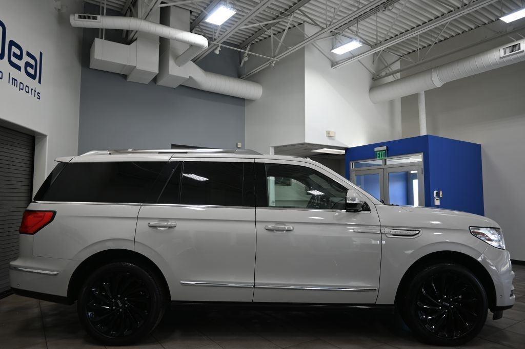 Lincoln Navigator  2021