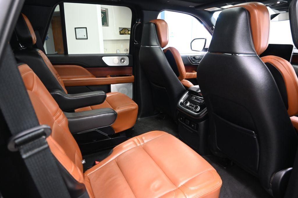 Lincoln Navigator  2021