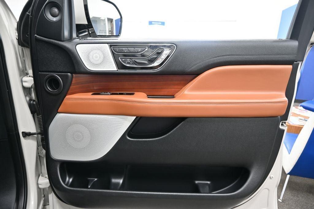 Lincoln Navigator  2021