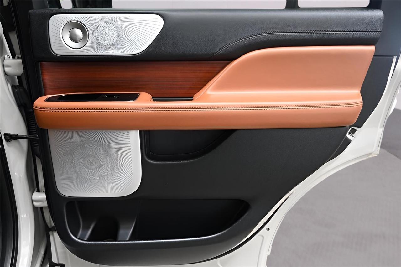 Lincoln Navigator  2021