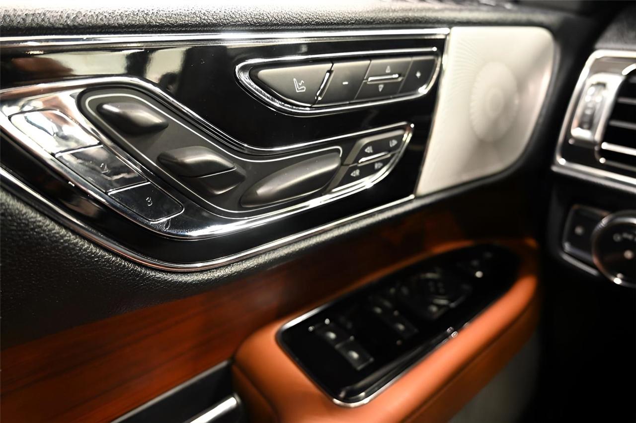 Lincoln Navigator  2021