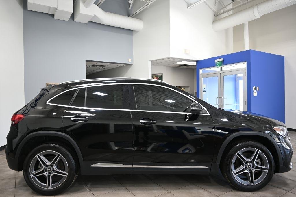 Mercedes-Benz GLA-Class  2022