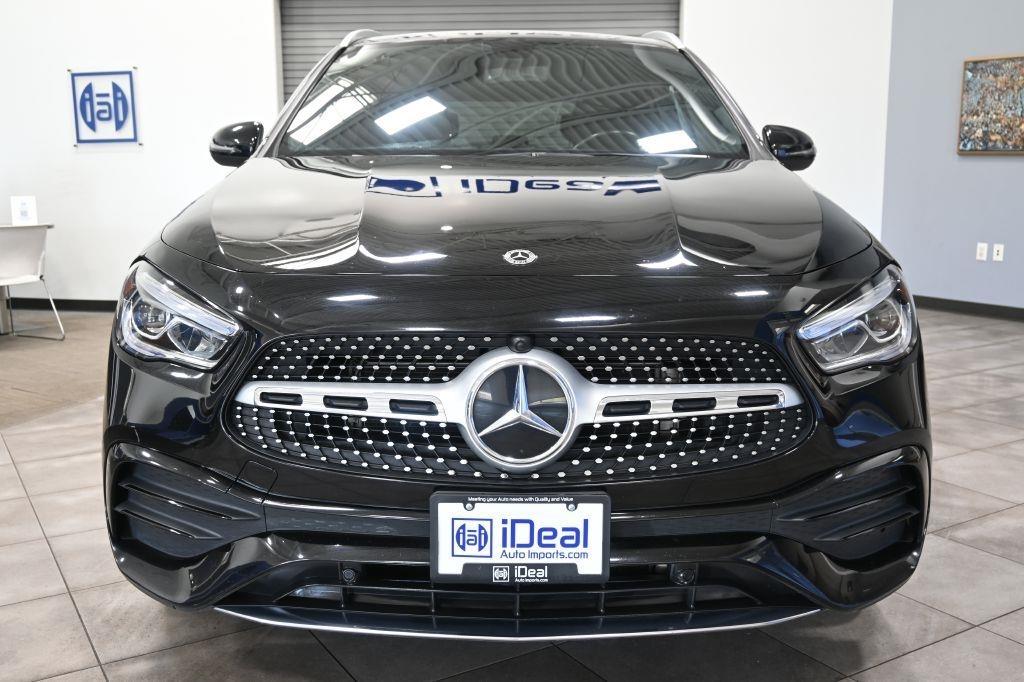 Mercedes-Benz GLA-Class  2022