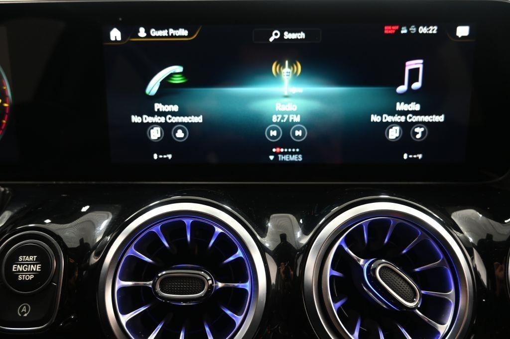 Mercedes-Benz GLA-Class  2022