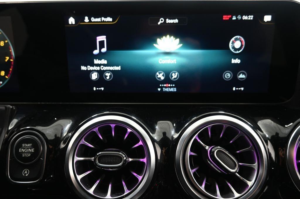 Mercedes-Benz GLA-Class  2022