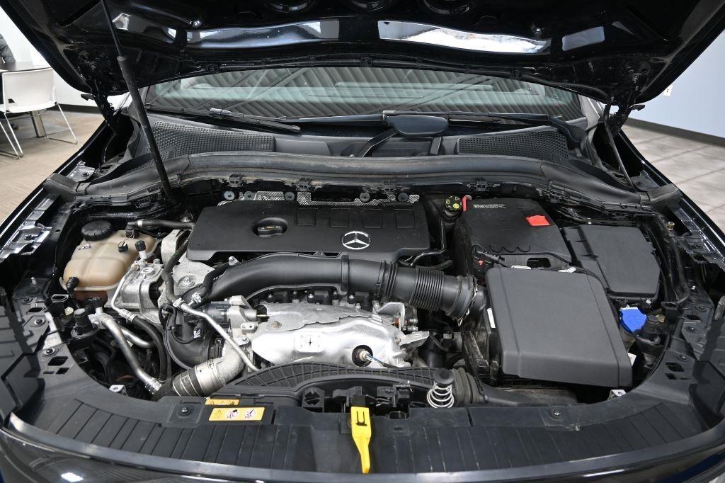 Mercedes-Benz GLA-Class  2022