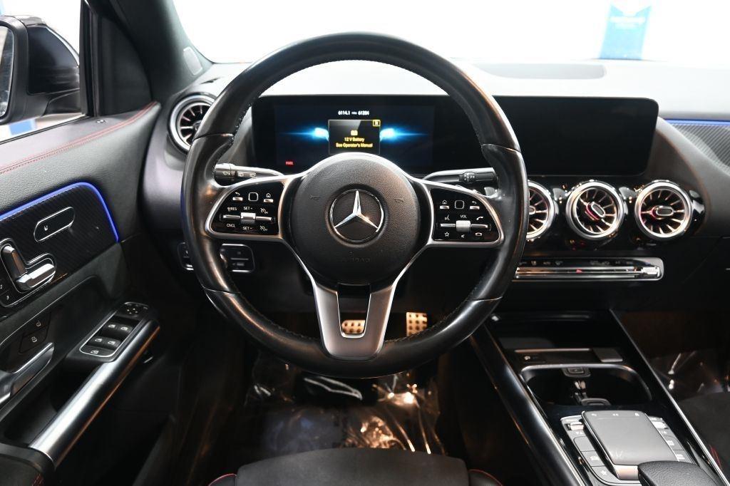 Mercedes-Benz GLA-Class  2022