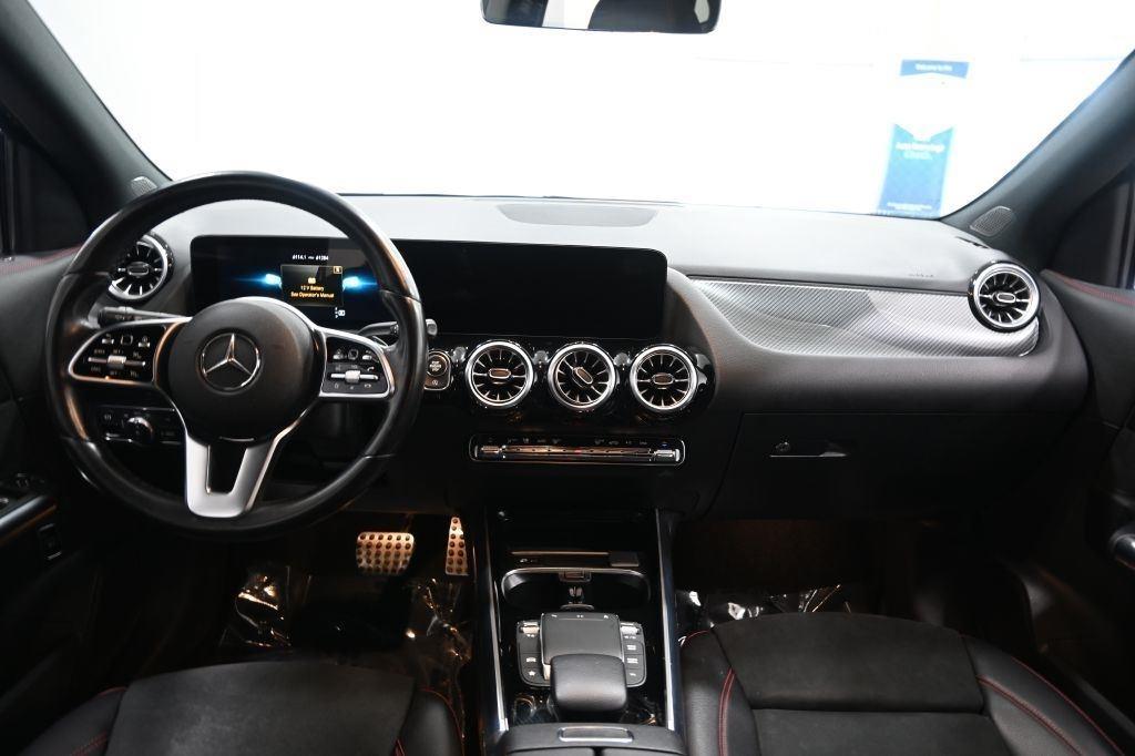 Mercedes-Benz GLA-Class  2022