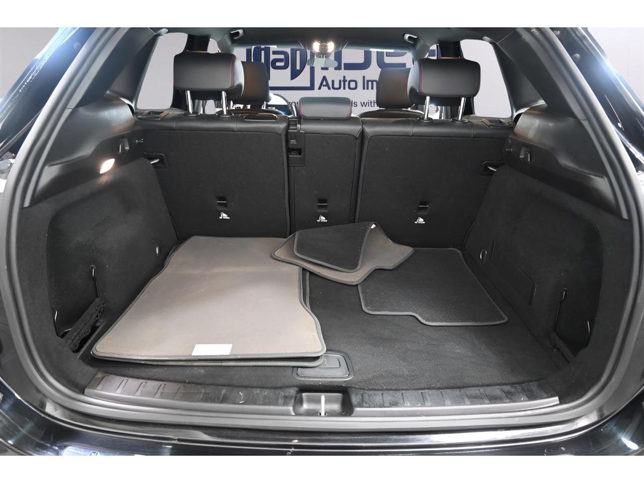 Mercedes-Benz GLA-Class  2022