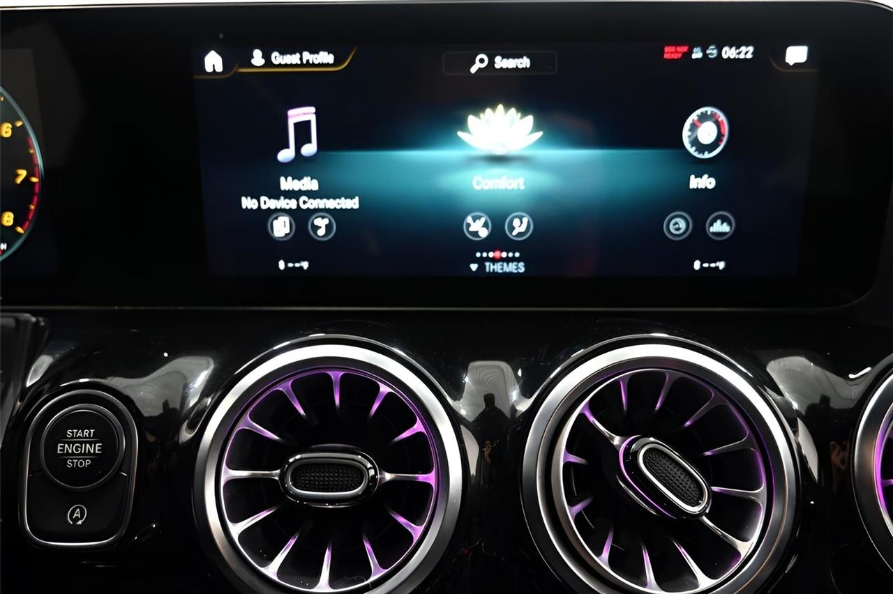 Mercedes-Benz GLA-Class  2022