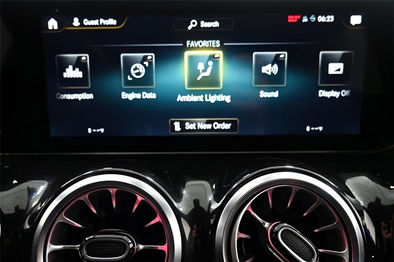 Mercedes-Benz GLA-Class  2022