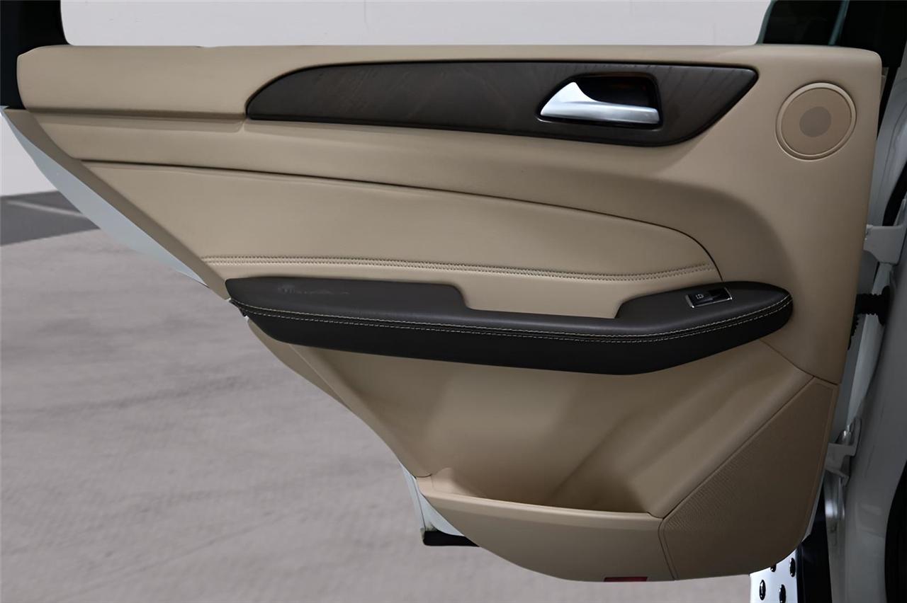 Mercedes-Benz GLE-Class  2019