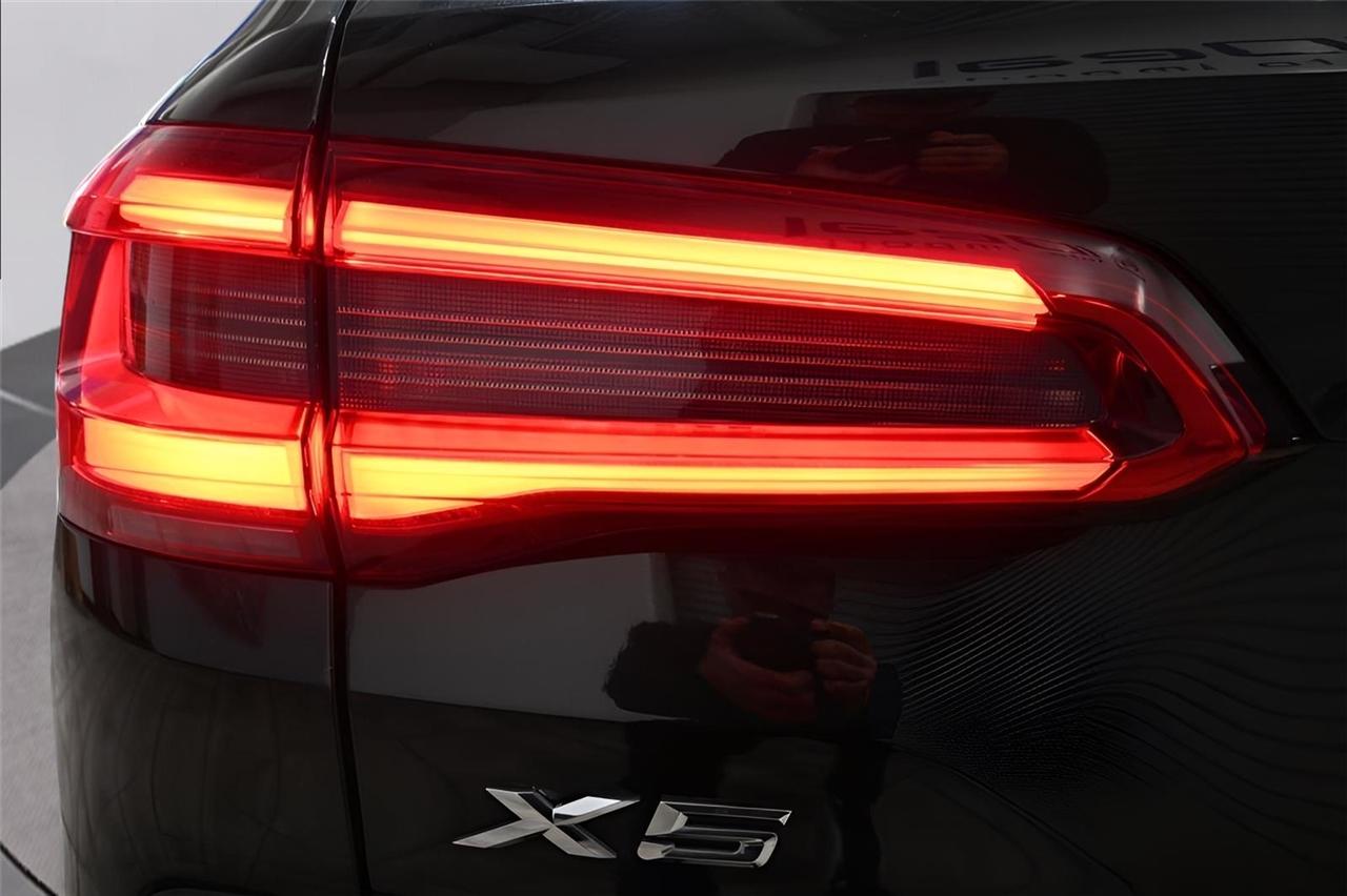 BMW X5  2019