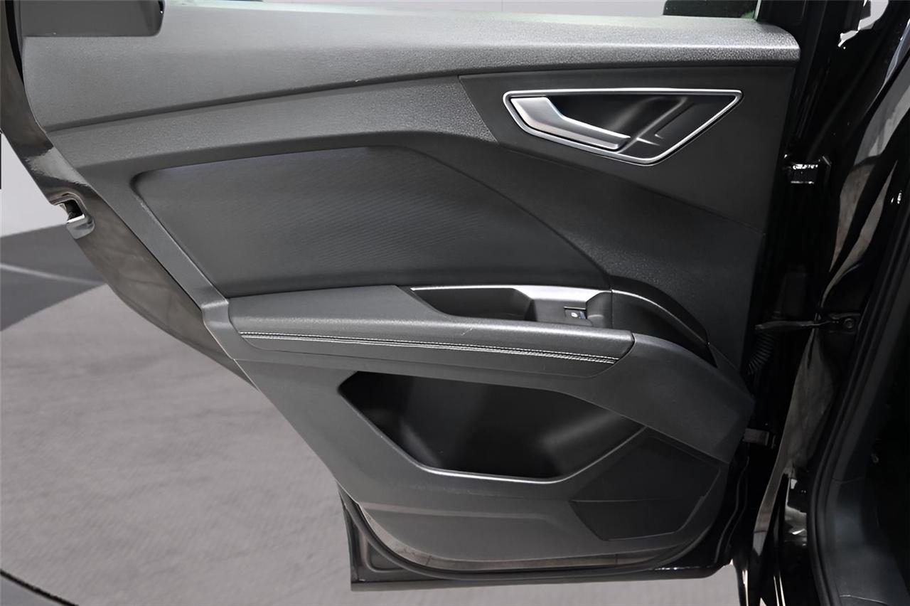 Audi Q4 e-tron  2022