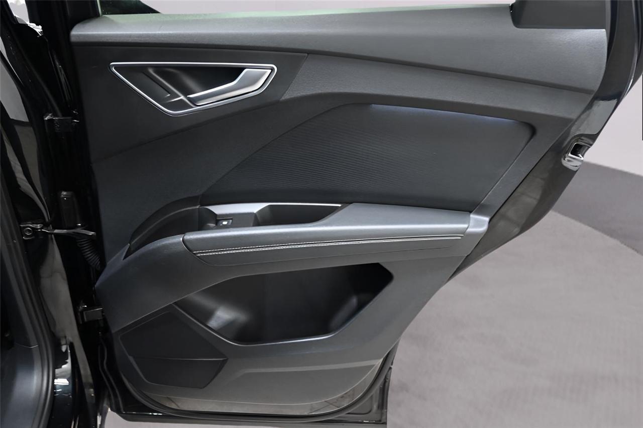 Audi Q4 e-tron  2022