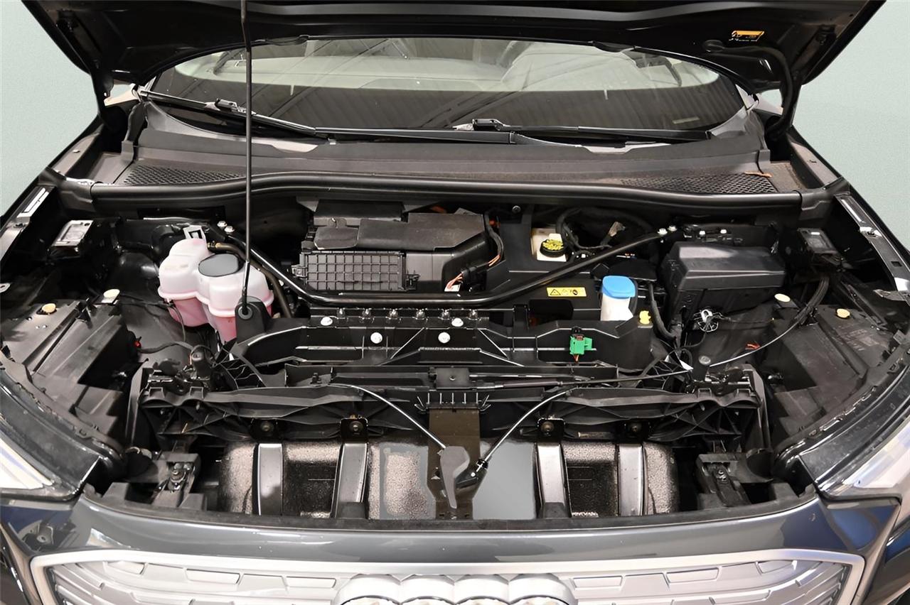 Audi Q4 e-tron  2022