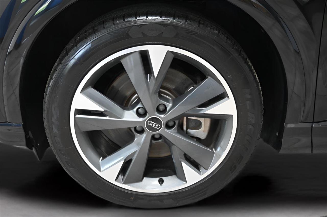 Audi Q4 e-tron  2022