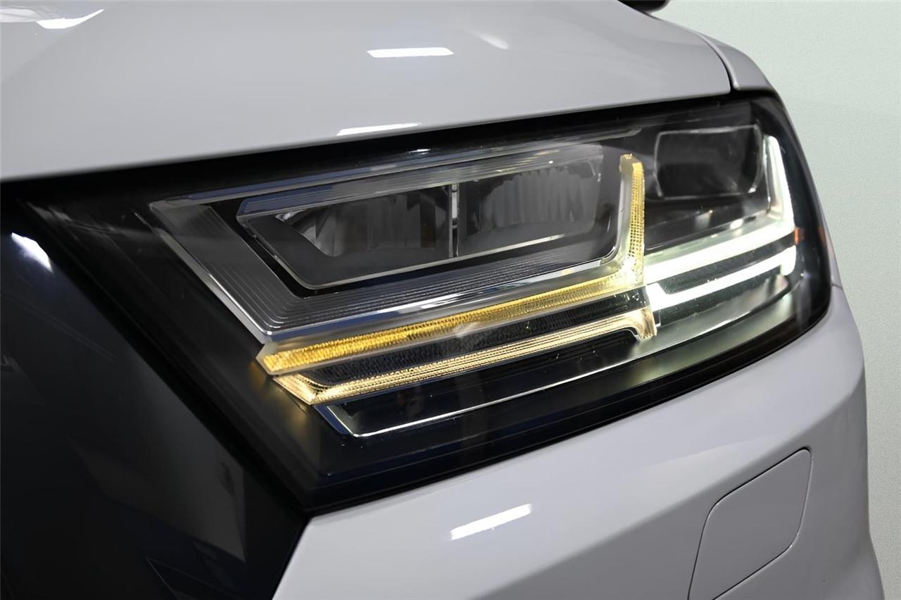 Audi Q7  2017
