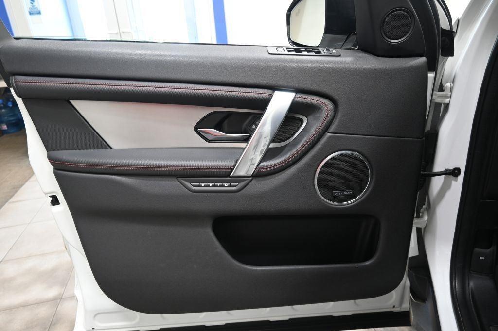 Land Rover Discovery Sport  2021