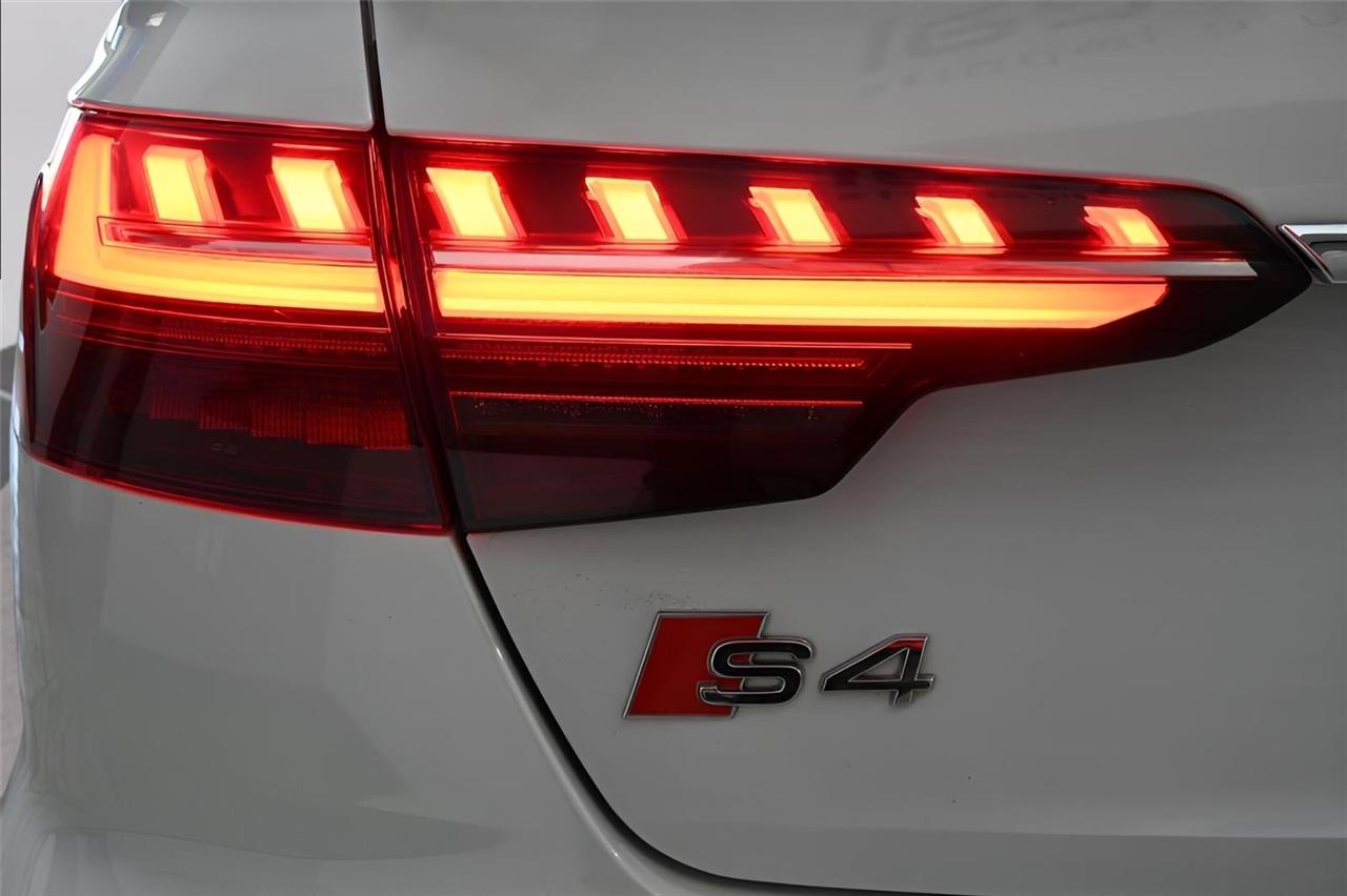Audi S4  2021