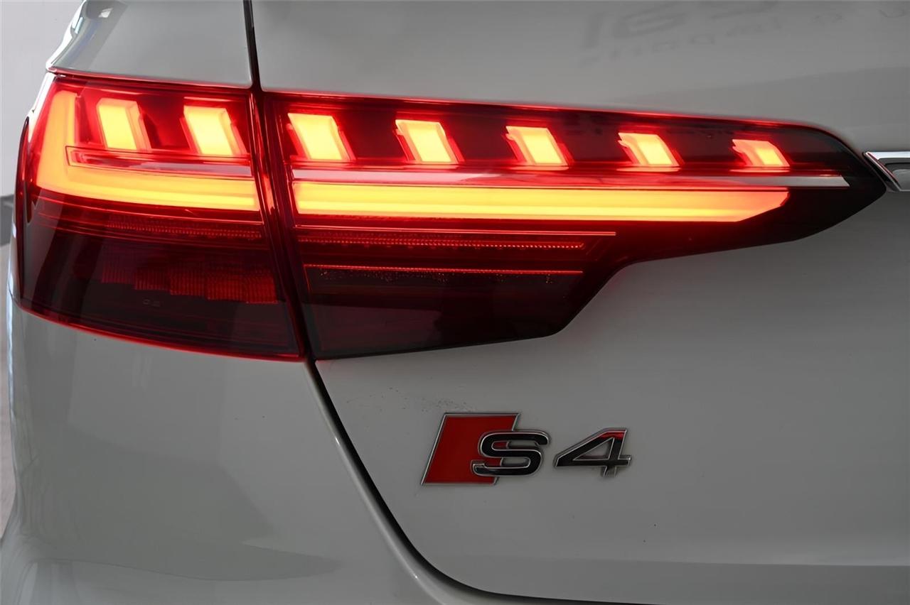 Audi S4  2021