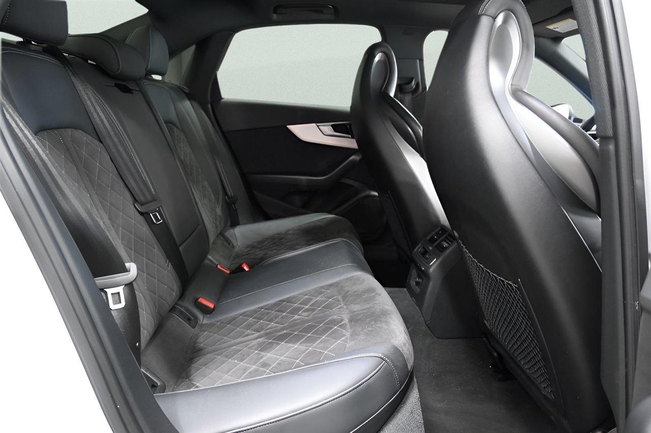 Audi S4  2021
