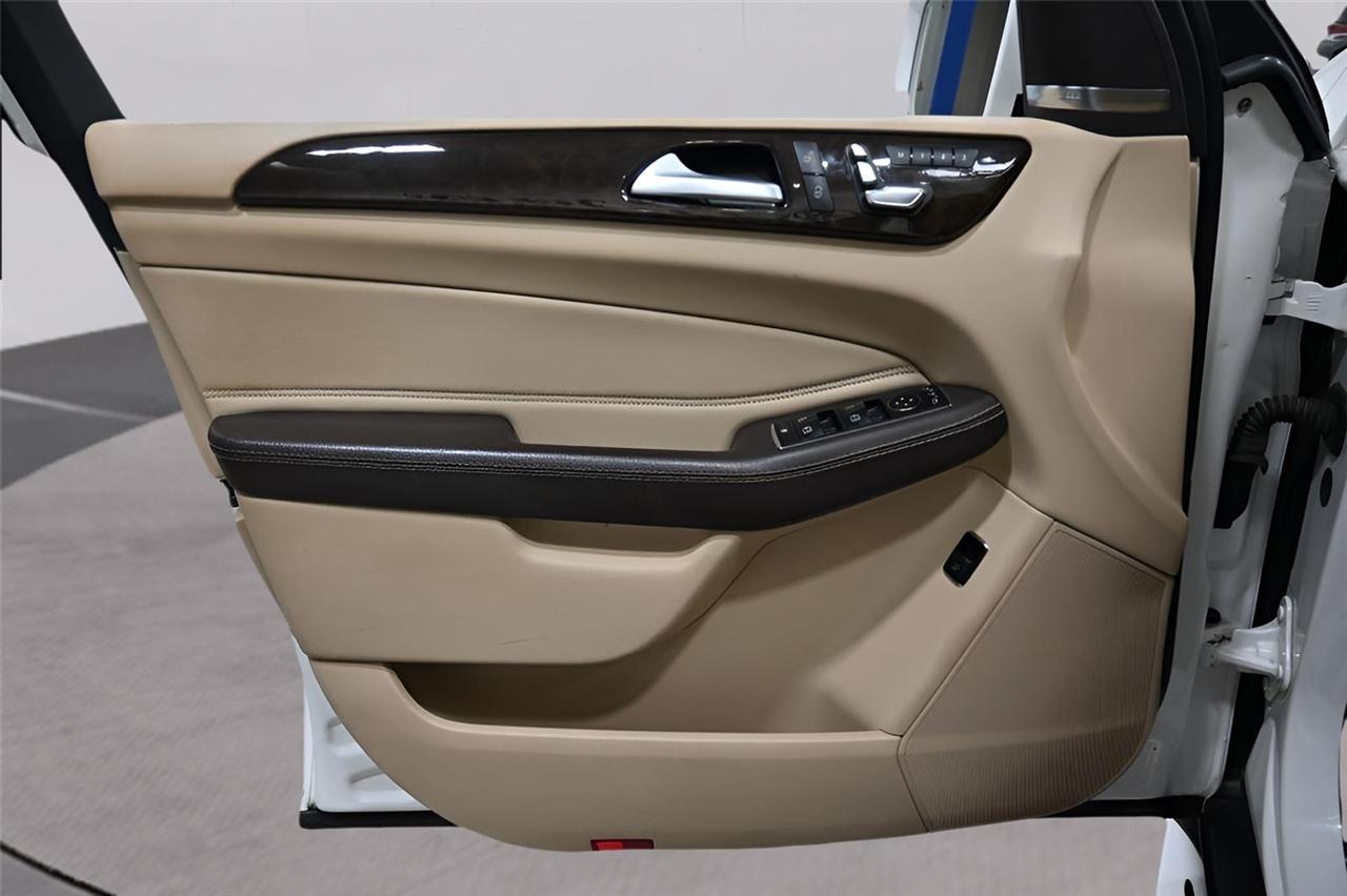 Mercedes-Benz GLE-Class  2017