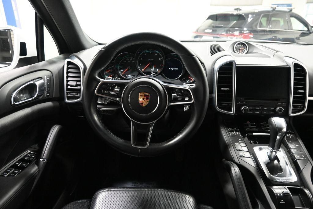 Porsche Cayenne  2018