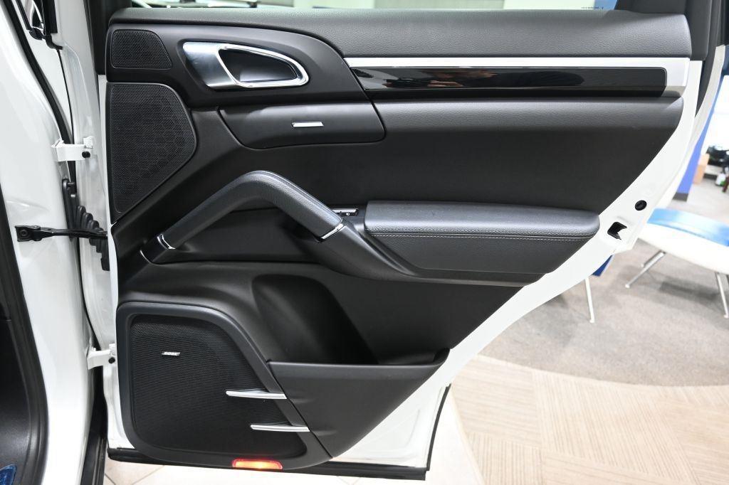 Porsche Cayenne  2018