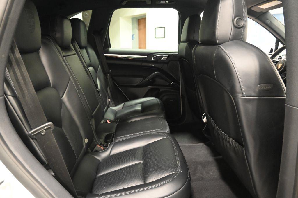 Porsche Cayenne  2018