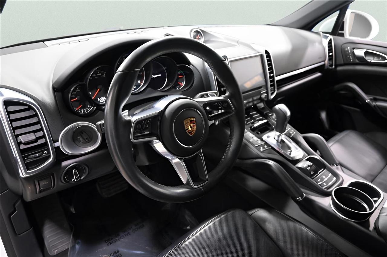 Porsche Cayenne  2018