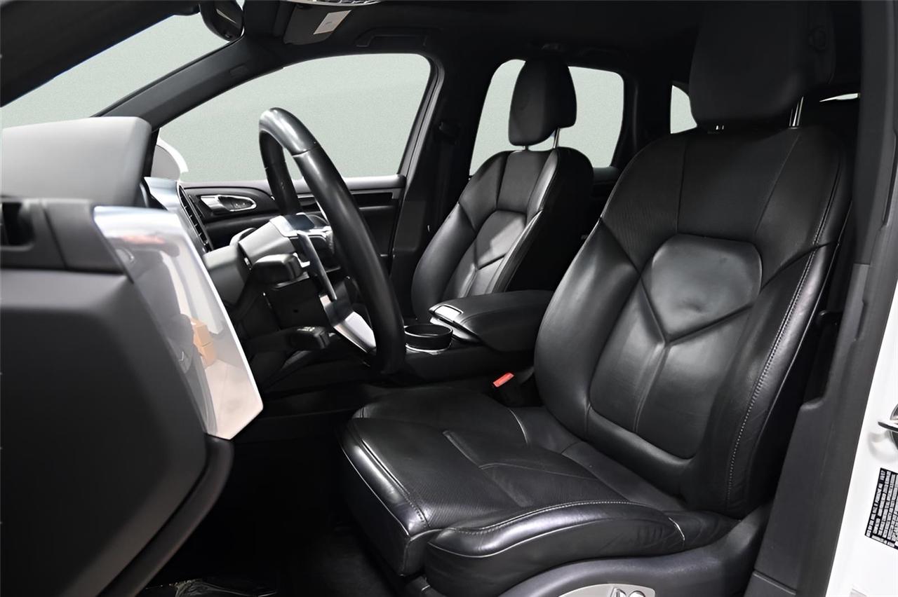 Porsche Cayenne  2018